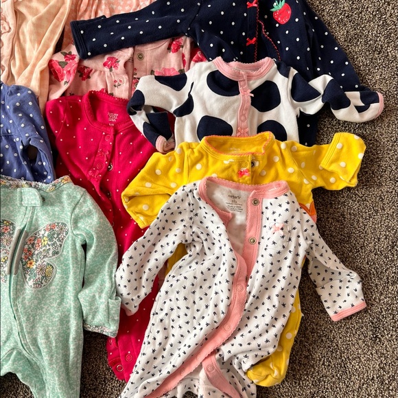 Zipper and buttons sleepers footed and footless lot of 16 newborn nb baby girl - Picture 4 of 5